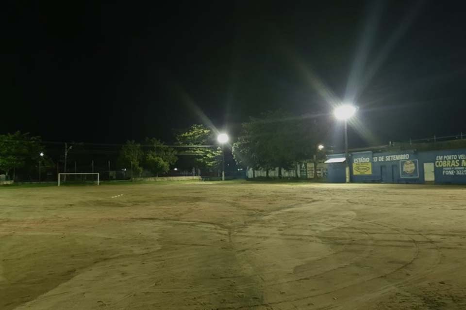 Prefeitura de Porto Velho realiza manutenção na iluminação do Campo do 13