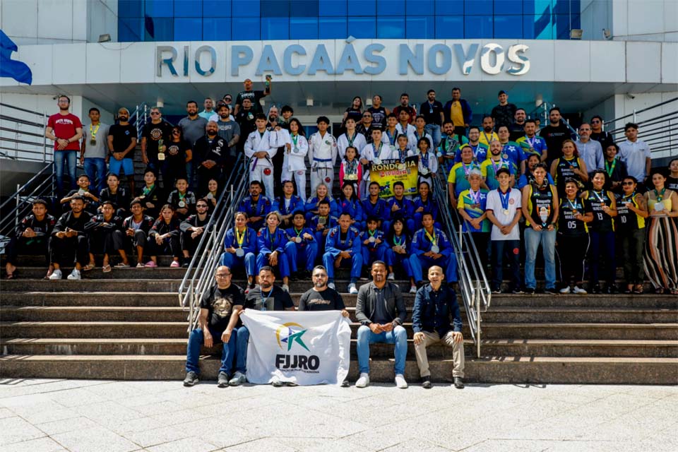 Atletas de sucesso recebem reconhecimento do Governo de Rondônia em evento no Palácio Rio Madeira 