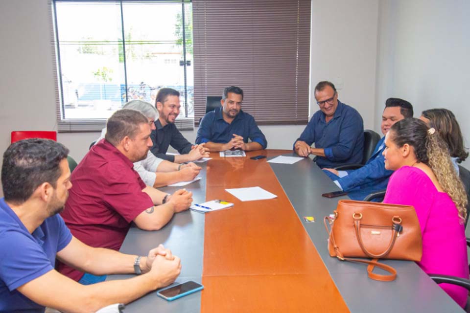 Prefeito Isaú Fonseca recebe prefeitos de Alvorada e Colorado