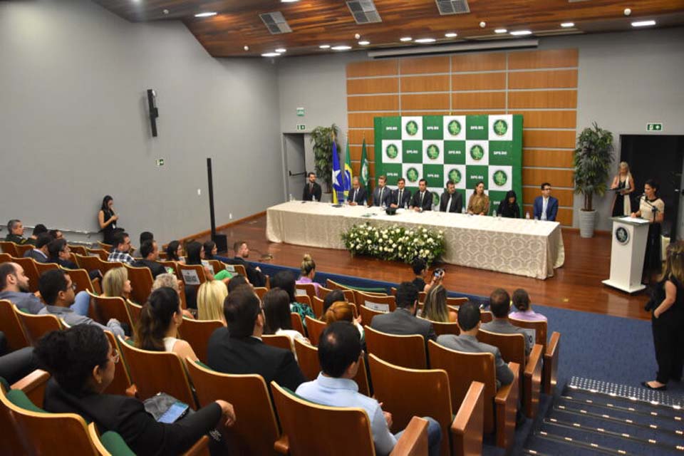 TCE-RO participa de solenidade de posse de novos defensores públicos do Estado