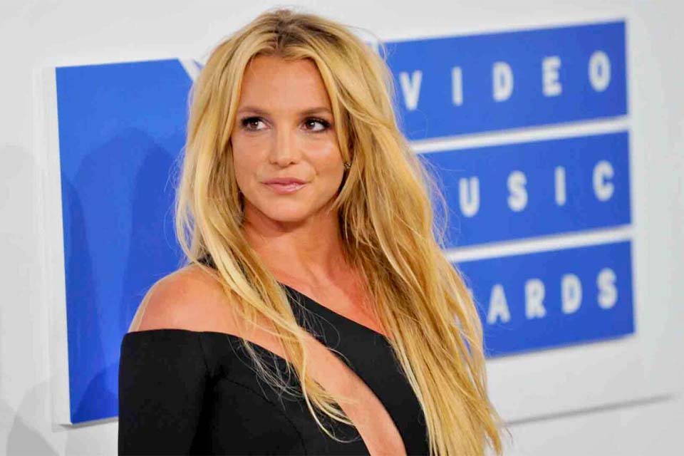 Britney Spears relata agressão que sofreu da mãe: 'Tapa tão forte que nunca vou esquecer'