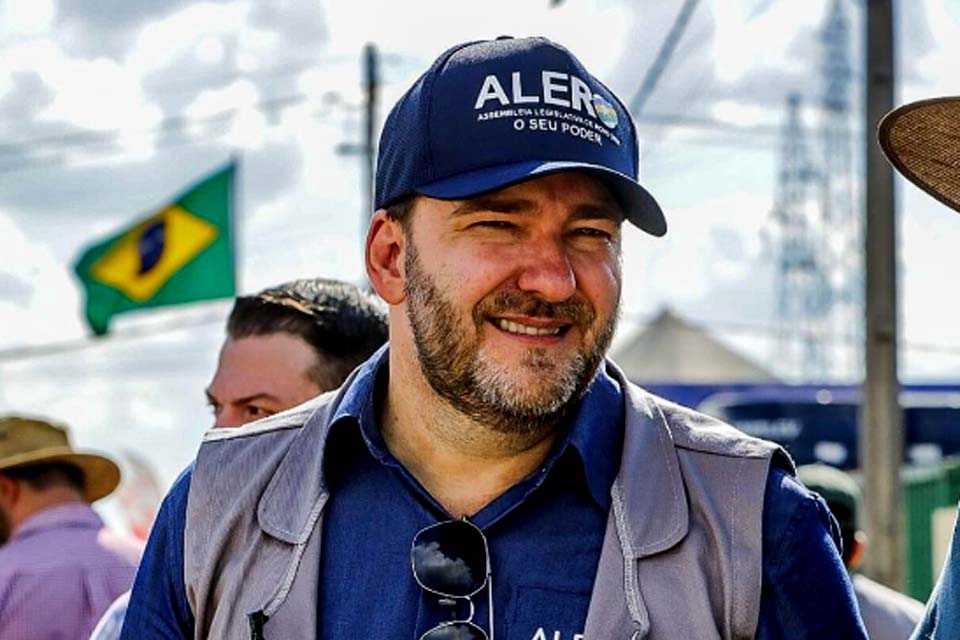 Deputado Alex Redano destaca obra de pavimentação asfáltica da Avenida Jundiaí no bairro Jardim Paulista