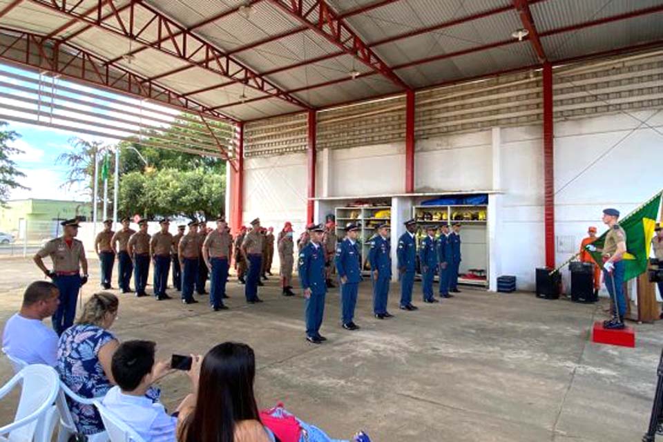 Solenidade marca promoção de militares do 5° Grupamento do Corpo de Bombeiros Militar