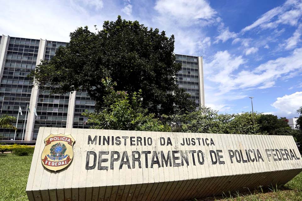 PF desarticula associação criminosa suspeita de invadir site do TSE