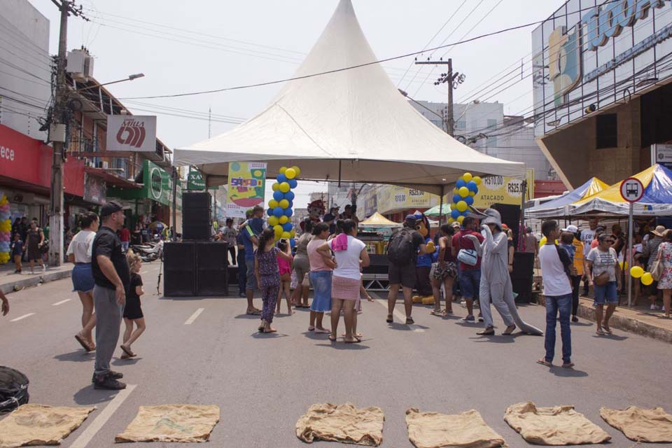 “Sábado Animado” levou recreação infantil e promoções aos consumidores