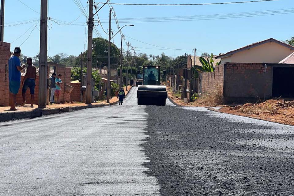 Prefeitura de Jaru pavimenta mais duas vias do Jardim Europa