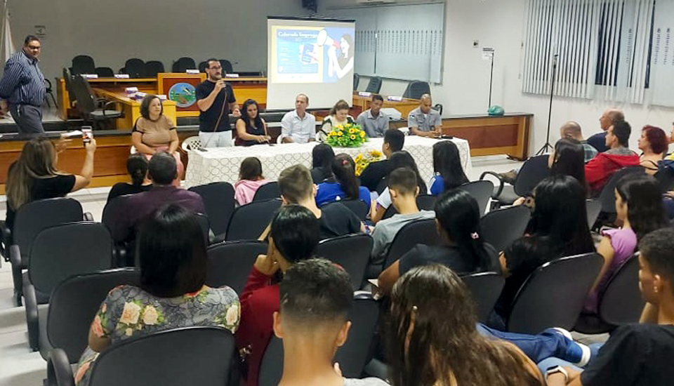 Evento “Colorado Emprega” promovido pelo IFRO é realizado na Câmara de Vereadores