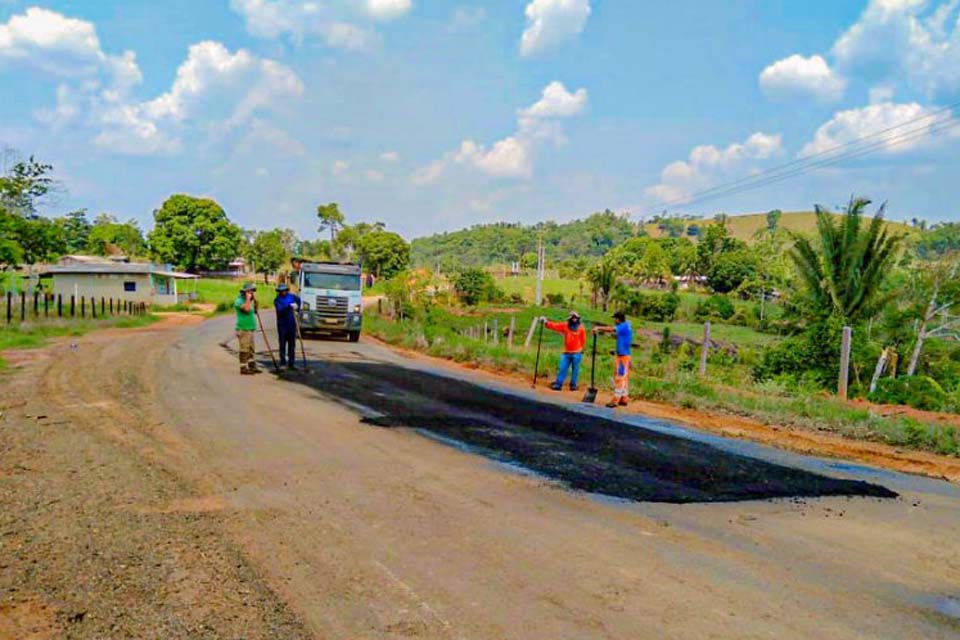 DER recupera mais de cem quilômetros da rodovia 257, em trecho que liga município ao 5º BEC