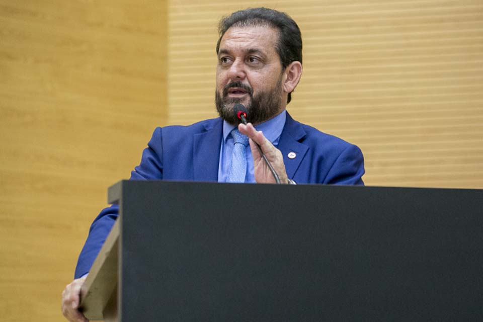 Laerte Gomes solicita providências do DER para obras de recuperação na RO-010