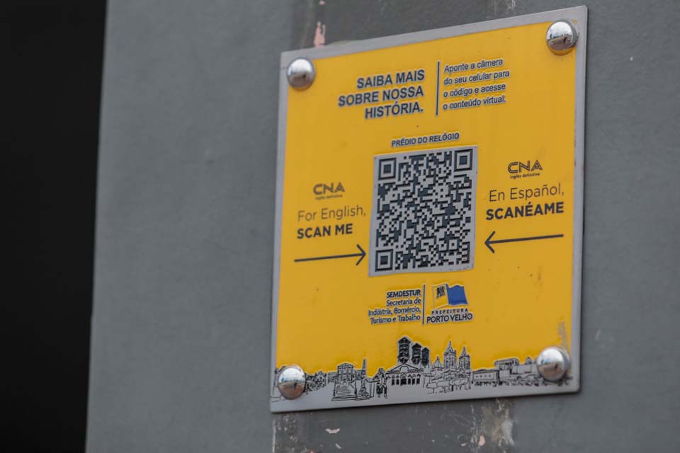 Placas com QR Codes são instaladas nos principais pontos turísticos de Porto Velho