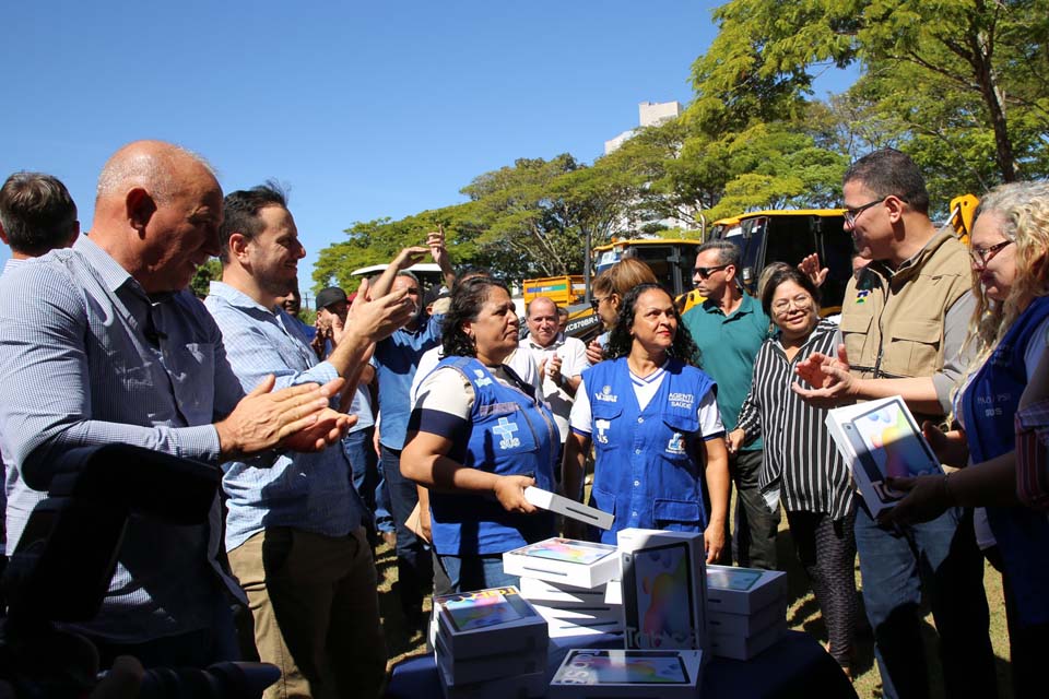 Agentes de Saúde são equipados com novos tablets para atendimento domiciliar