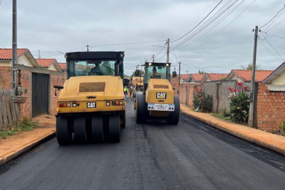 Prefeitura de Jaru pavimenta ruas do Residencial Jardim Europa