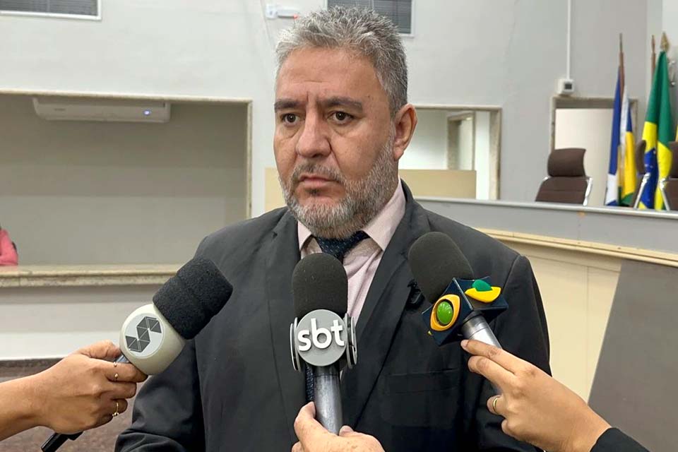 Vereador Everaldo Fogaça celebra avanço das Obras na Estrada dos Periquitos