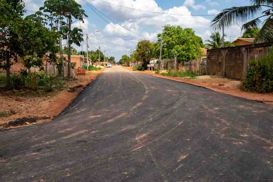 Porto Velho: Bairro Ronaldo Aragão tem 100% das ruas regularizadas asfaltadas pela Prefeitura