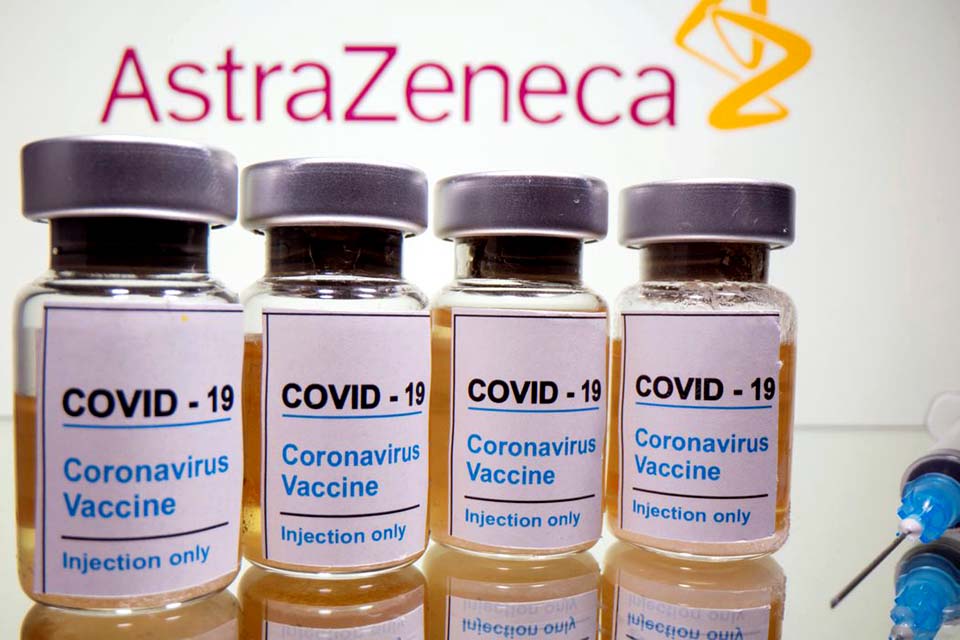 Covid-19: entrega de vacinas da AstraZeneca aguarda dados de testes