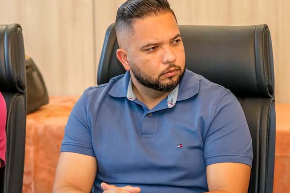 Vereador Fernando Silva conquista implementação da Atividade Delegada Remunerada em Porto Velho