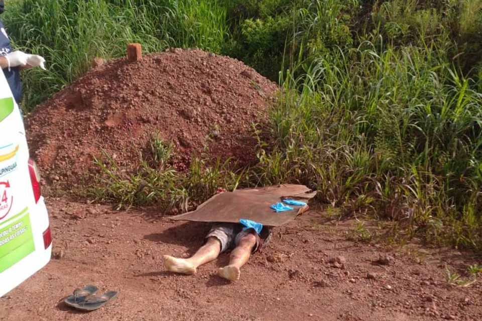 Corpo de açougueiro é encontrado com várias marcas de facada em estrada vicinal 