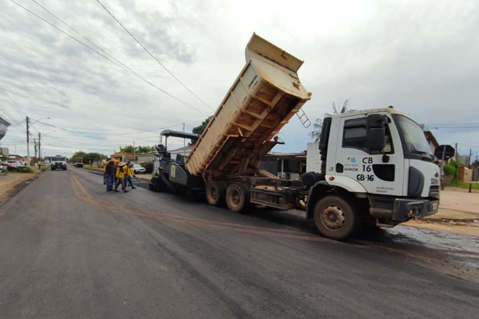 Porto Velho: Rua Pirarara, no bairro Lagoa, recebe obras de pavimentação