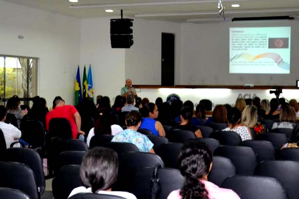 Semsau realiza treinamento aos servidores da saúde sobre o coronavírus