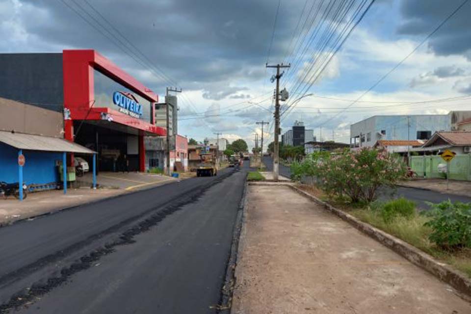 Obras de infraestrutura dos Projetos “Tchau Poeira” e “Governo na Cidade” avançam no município 