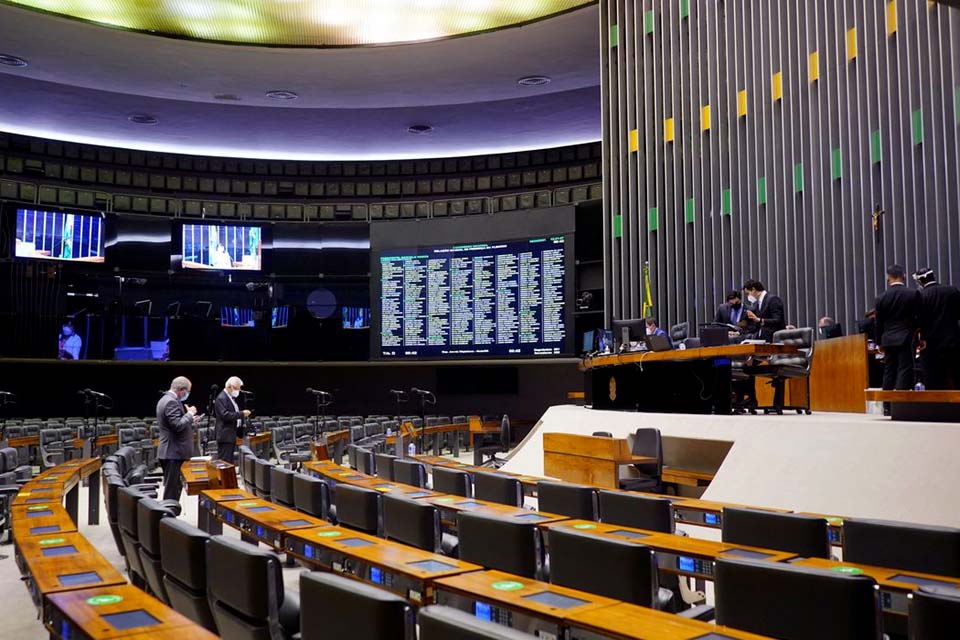 Congresso inicia sessão para analisar vetos presidenciais