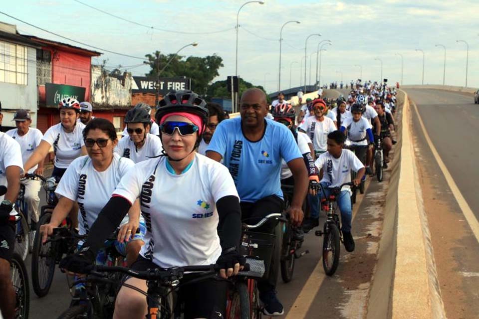 Passeio ciclístico comemora o aniversário de 45 anos de Ji-Paraná