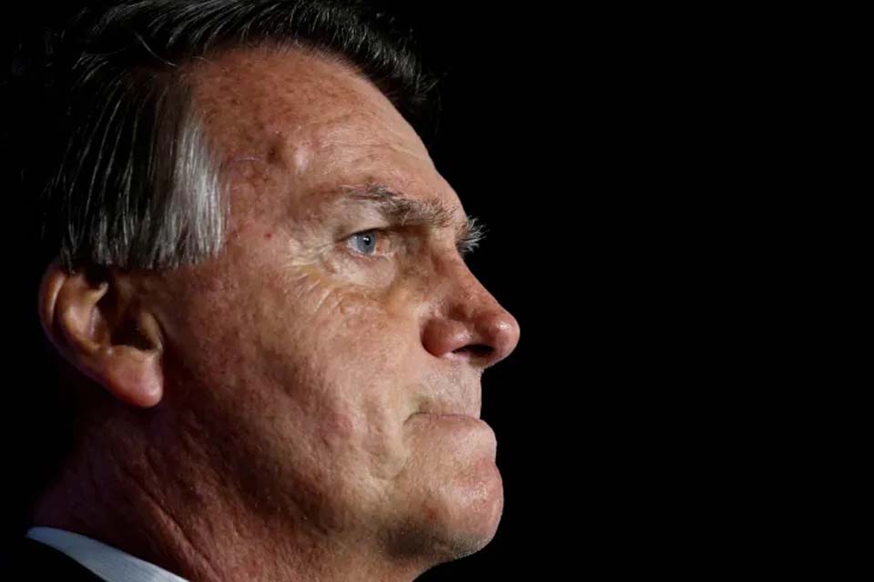 TSE inicia julgamento que pode levar à inelegibilidade de Bolsonaro