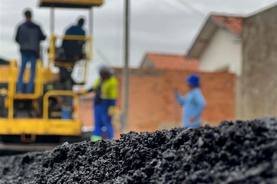 Asfalto novo: Prefeitura de Jaru segue com obras de recuperação de Ruas no Jardim Europa