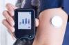 Pais de crianças e adolescentes com Diabetes Tipo 1 comemoram lei municipal que assegura sensor para monitoramento da glicose