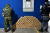 BPFRON e Polícia Federal apreendem 180 kg de maconha em Pimenteiras