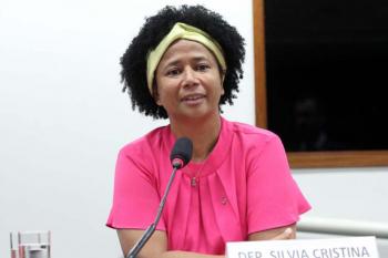 Deputada Sílvia Cristina celebra três anos do Centro de Prevenção de Câncer de Rondônia