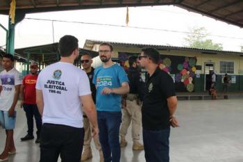 MP Eleitoral flagrou derrame de santinhos e propaganda irregular no 1º turno das eleições em Porto Velho 