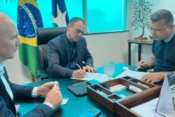 Prefeito Marcélio Brasileiro volta a reivindicar melhoras para Nova Mamoré durante reunião 