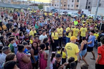 Ação social “Detran-RO pela Vida” promove educação de trânsito e sorteios de bicicletas em residencial de Porto Velho