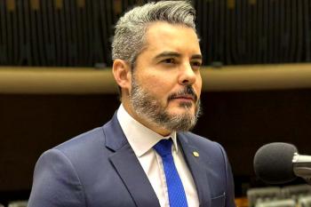 Deputado Thiago Flores é coautor da PEC que visa acabar com privilégios no serviço público