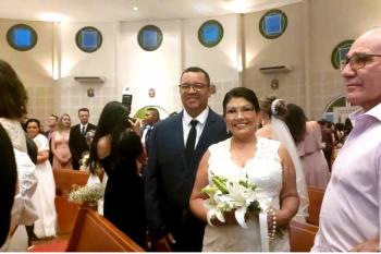 Casamento comunitário une 14 casais em Vilhena;  cerimônia foi realizada na Igreja Nossa Senhora Auxiliadora