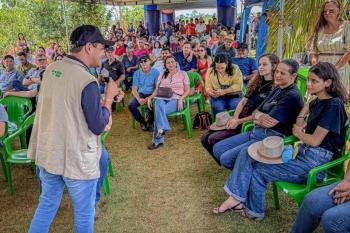 Deputado Cássio Gois prestigia entrega do Prêmio ConCafé 2024 em Rolim de Moura