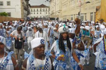 Bloco Filhos de Gandhy tira regra que proibia homens trans no desfile