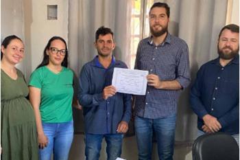 Semagri realiza a entrega do certificado de inspenção SIM a produtor rural