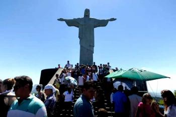 Cristo Redentor reabre ao público depois de morte de turista