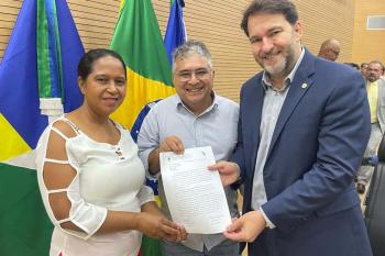 Presidente da Assembleia Alex Redano assegura emenda para brinquedoteca em Alto Paraíso