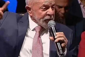 Lula diz que prefeitos vão pedir sua permanência: “Lulinha, fica!”