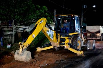 Prefeito Léo Moraes acompanha início dos trabalhos noturnos da Operação Tapa-Buracos em Porto Velho