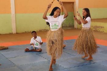 Escola Livre de Arte e Cultura Diversidade Amazônica fortalece identidade afro-brasileira com oficina de dança em Rondônia