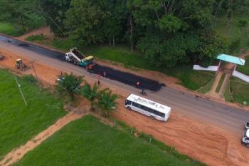 Obras de pavimentação asfáltica avançam na RO-135, no trecho que liga Ji-Paraná ao distrito Nova Londrina