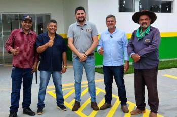 Recursos liberados por Marcos Rogério e Jean Mendonça garante atendimento em creche no município de Castanheiras  