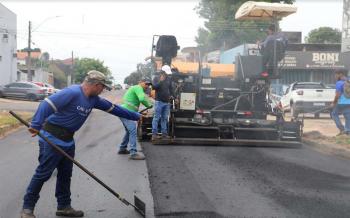 Prefeitura continua com obras de recapeamento de ruas