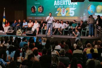 Abertura do Ano Letivo reúne cerca de mil servidores da educação municipal