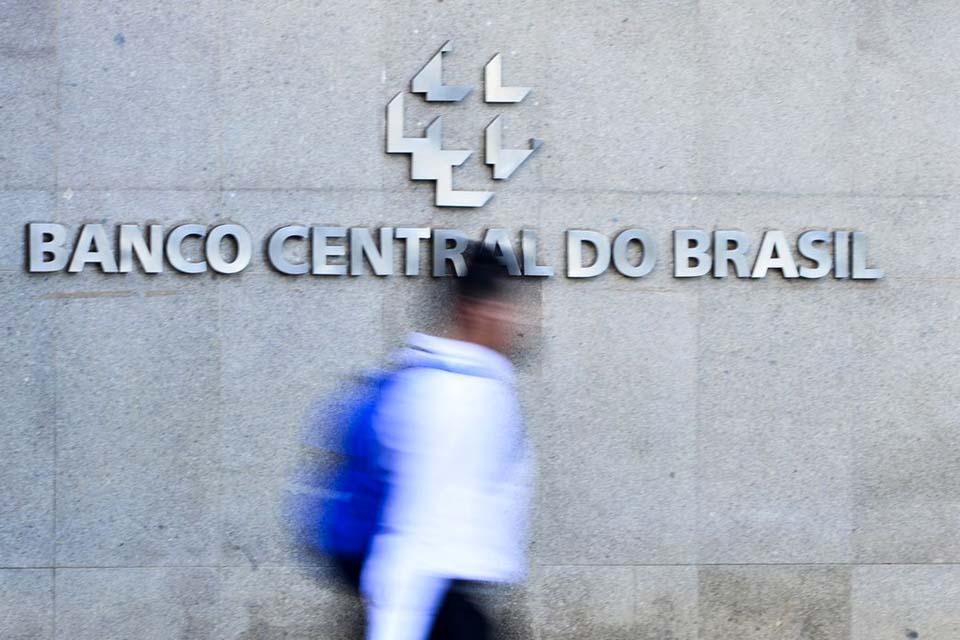 Previsão da inflação subiu para 6,03% este ano, diz Boletim Focus divulgado hoje pelo BC