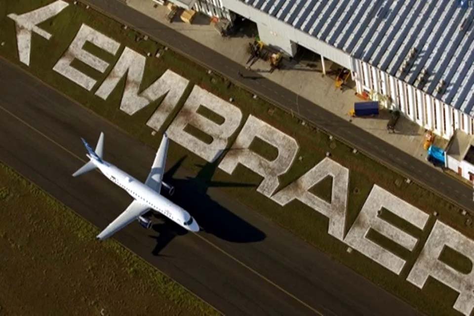 Lucro da Embraer avança 34% e chega a R$ 167 milhões em um ano